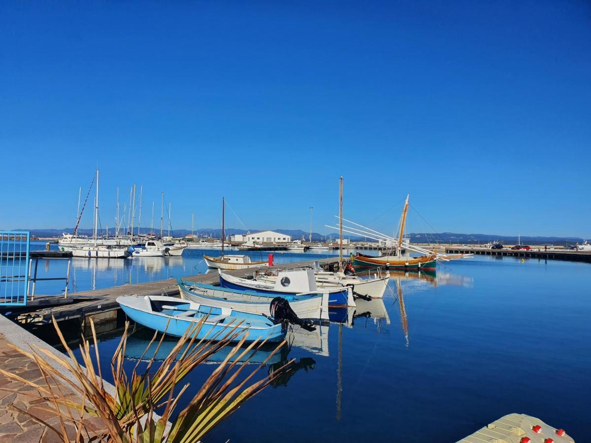 Sky And Sea Apartment Calasetta Exterior foto
