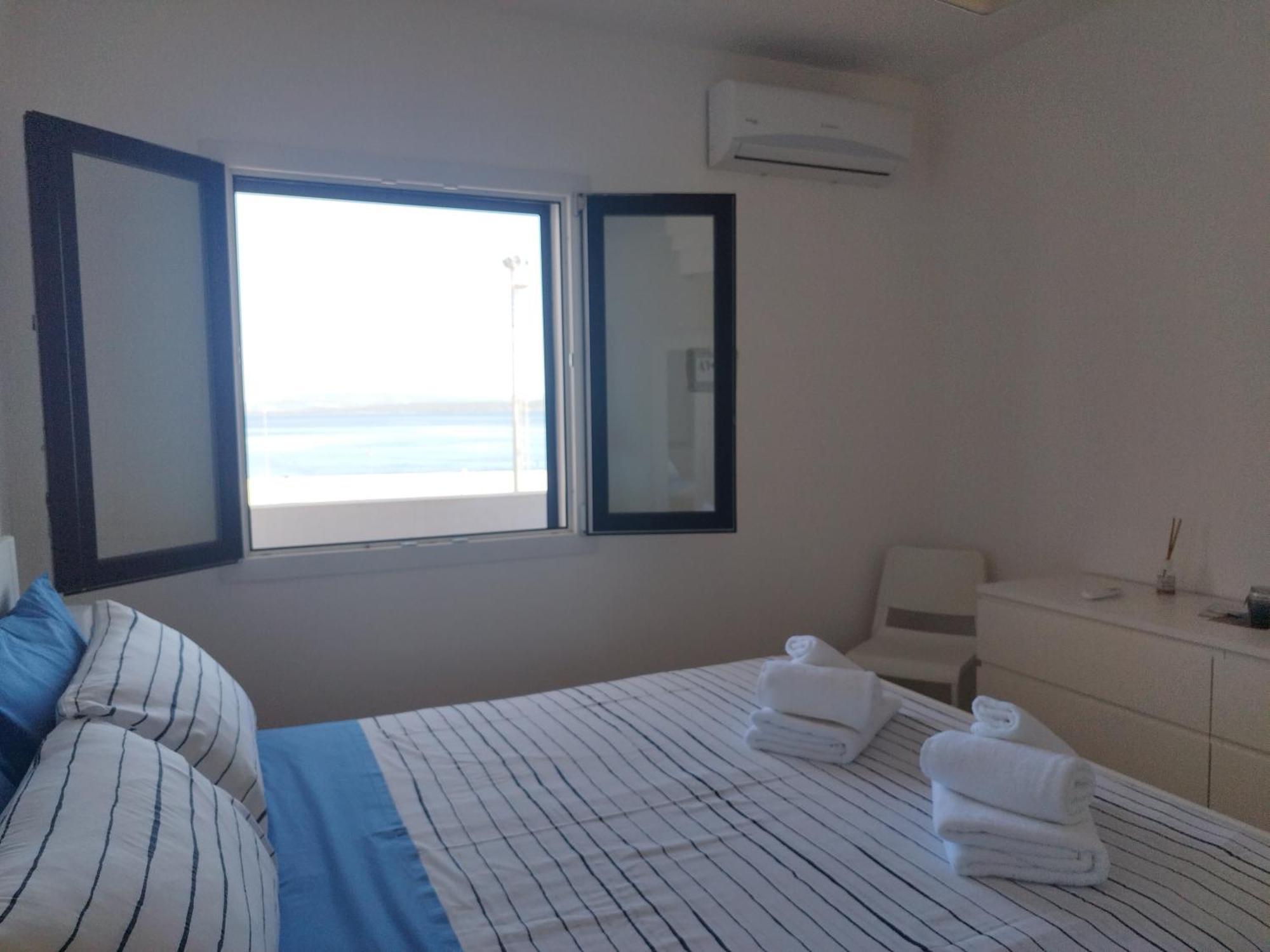 Sky And Sea Apartment Calasetta Exterior foto