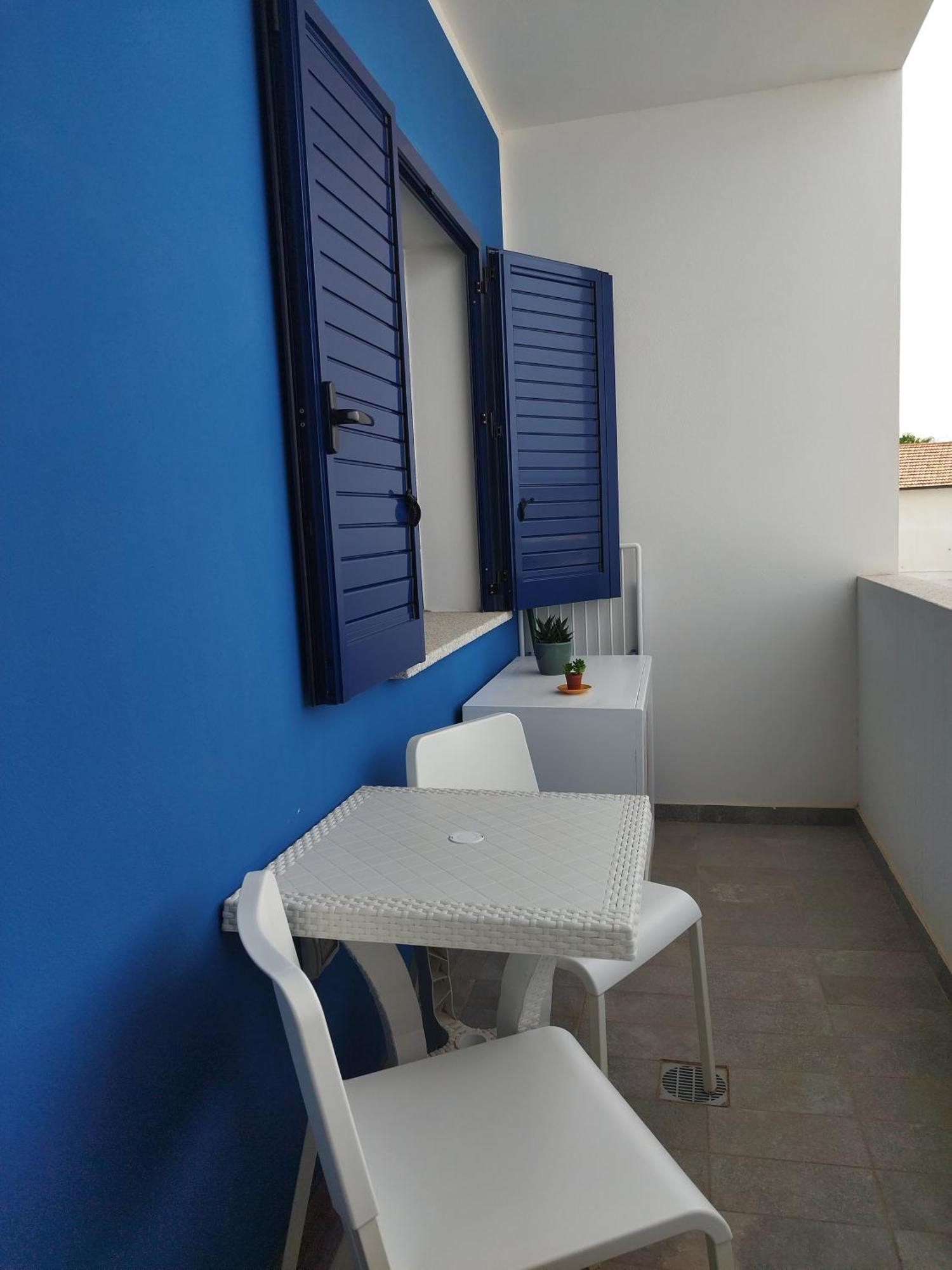 Sky And Sea Apartment Calasetta Exterior foto